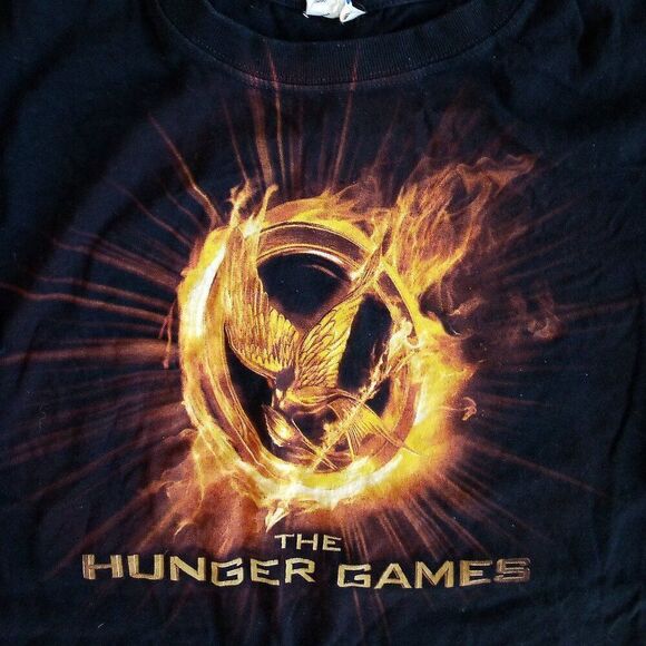 The Hunger Games 2012 Movie T-Shirt - Picture 1 of 9